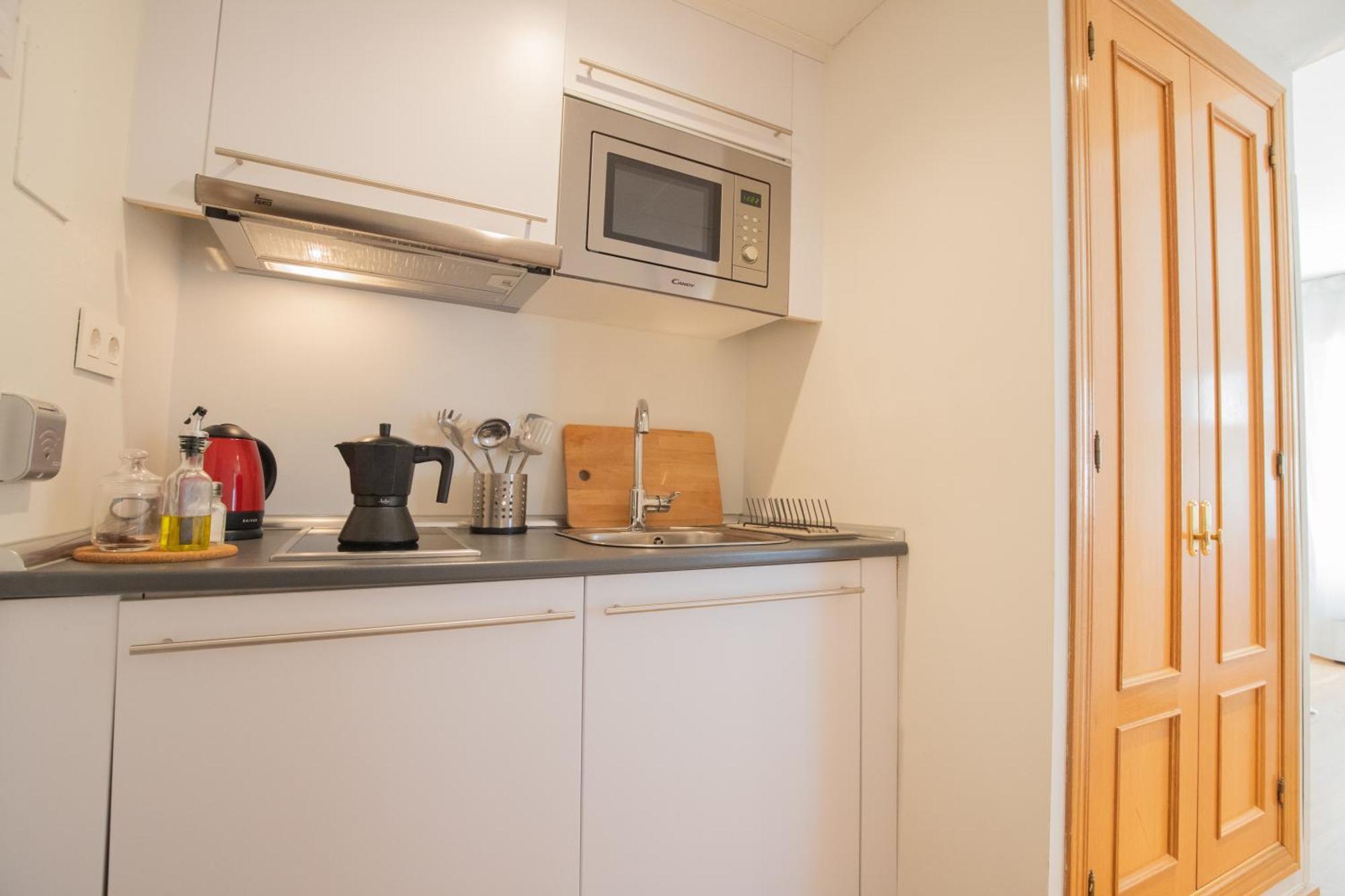 Edificio Leganitos Apartment มาดริด ภายนอก รูปภาพ