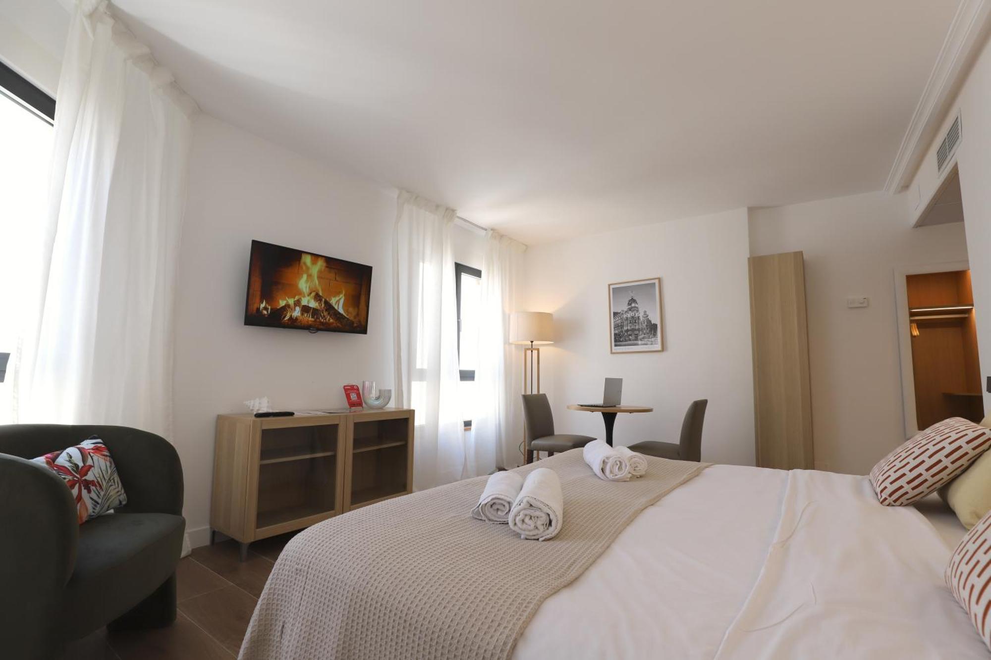 Edificio Leganitos Apartment มาดริด ภายนอก รูปภาพ