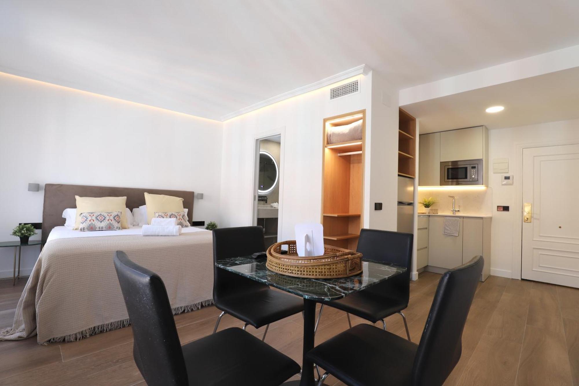 Edificio Leganitos Apartment มาดริด ภายนอก รูปภาพ